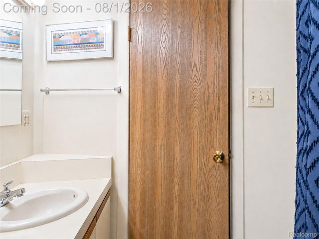 28966 Sibley Road, Romulus, MI 48174