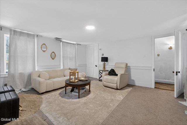 1410 River Road, Bethlehem, NY 12158