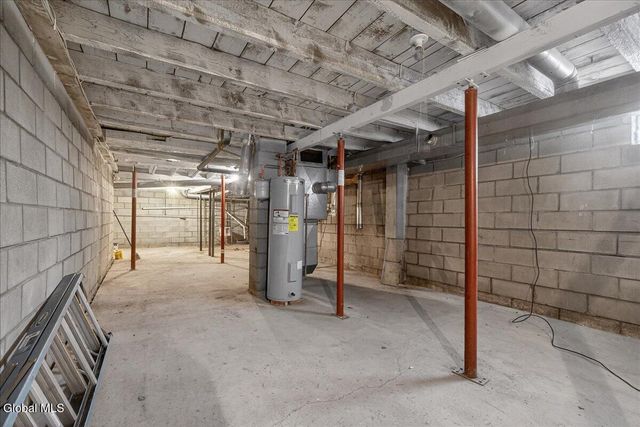 1410 River Road, Bethlehem, NY 12158