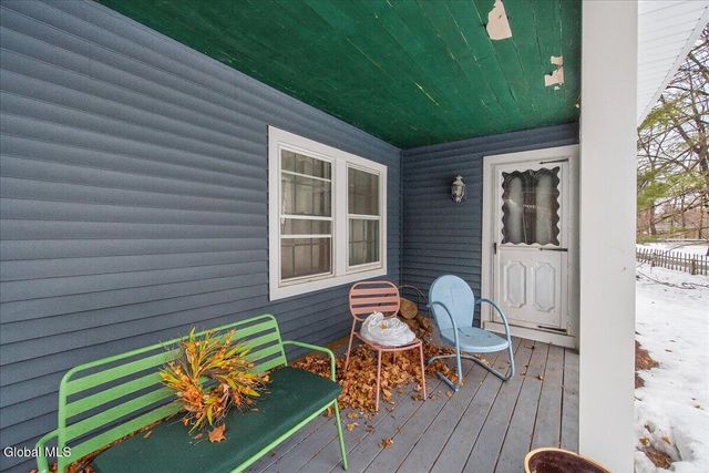 1410 River Road, Bethlehem, NY 12158