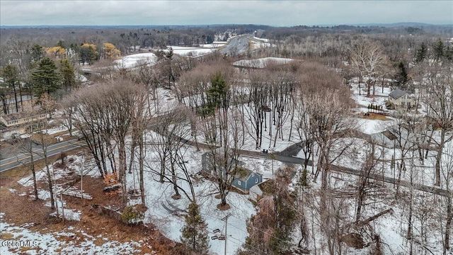 1410 River Road, Bethlehem, NY 12158