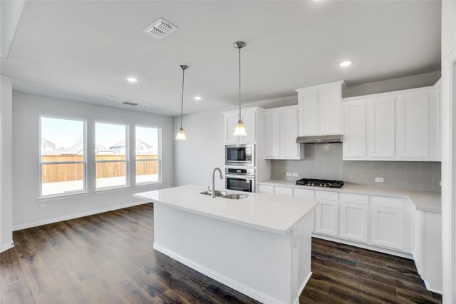 5031 Jackson Robert Path, Rosenberg, TX 77471