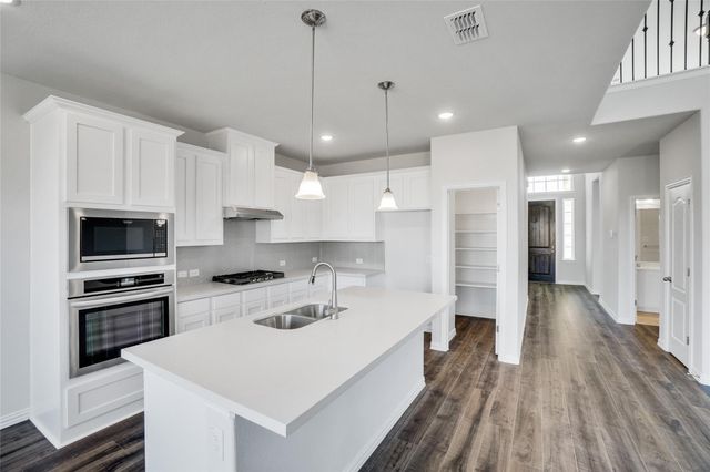 5031 Jackson Robert Path, Rosenberg, TX 77471