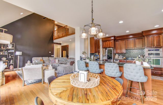54 Mcintyre Drive, Asheville, NC 28803