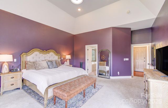 54 Mcintyre Drive, Asheville, NC 28803