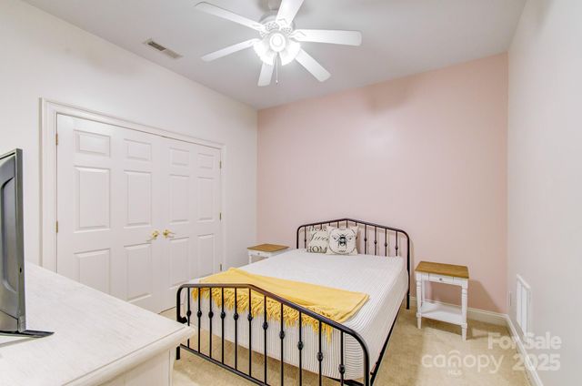 54 Mcintyre Drive, Asheville, NC 28803
