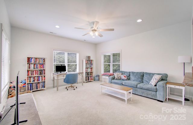 54 Mcintyre Drive, Asheville, NC 28803