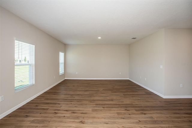 36668 THORNHEDGE DRIVE, Zephyrhills, FL 33541