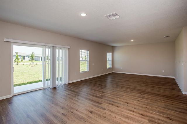 36668 THORNHEDGE DRIVE, Zephyrhills, FL 33541