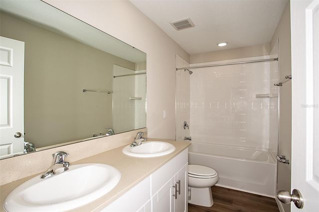 36668 THORNHEDGE DRIVE, Zephyrhills, FL 33541
