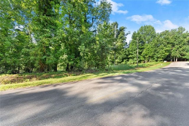 3199 Lotheridge Road, Gainesville, GA 30501