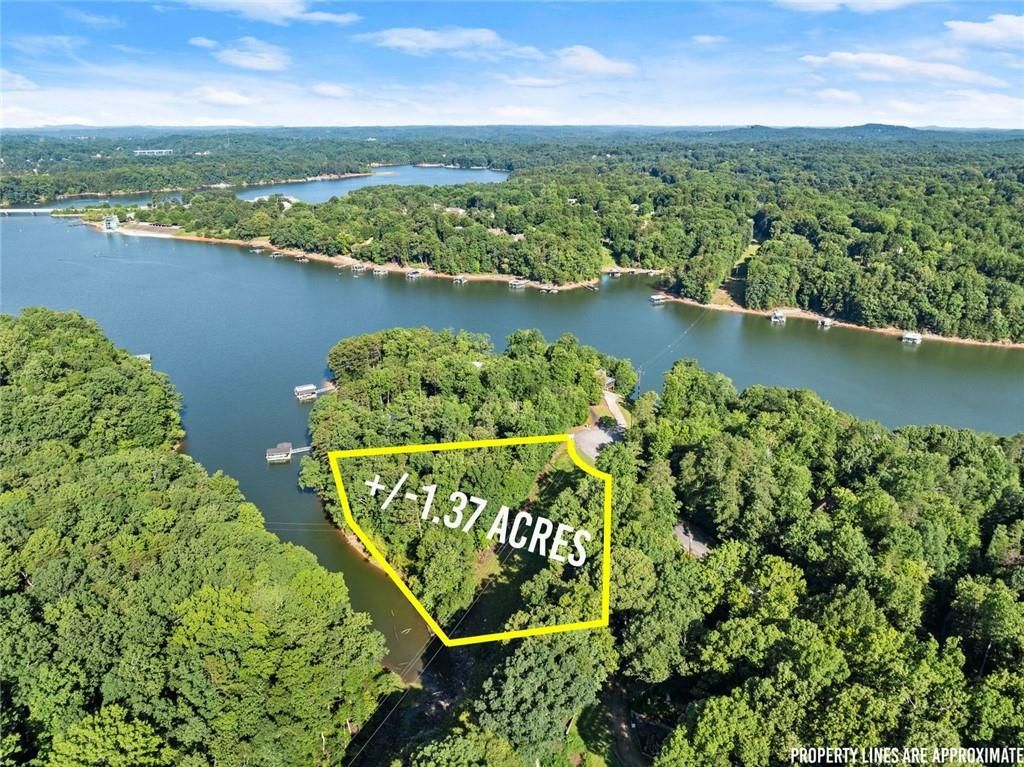 3199 Lotheridge Road, Gainesville, GA 30501