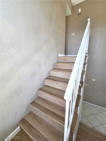 2882 Sandyfalls Way, Las Vegas, NV 89142