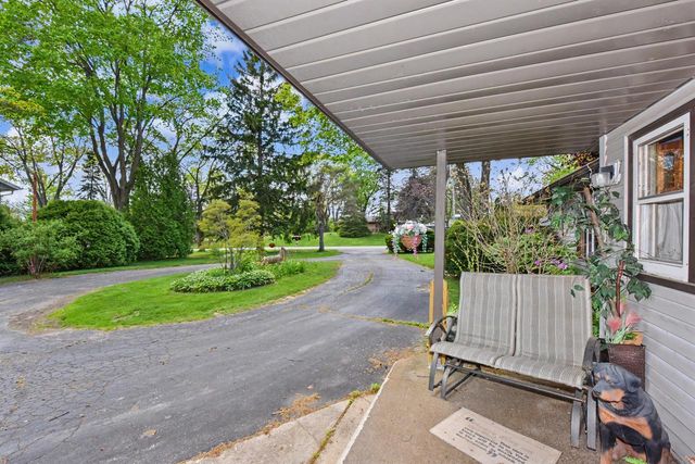 6968 118th STREET, Franklin, WI 53132