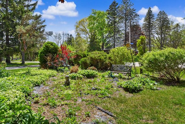 6968 118th STREET, Franklin, WI 53132