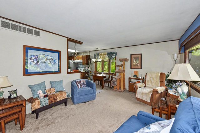 6968 118th STREET, Franklin, WI 53132