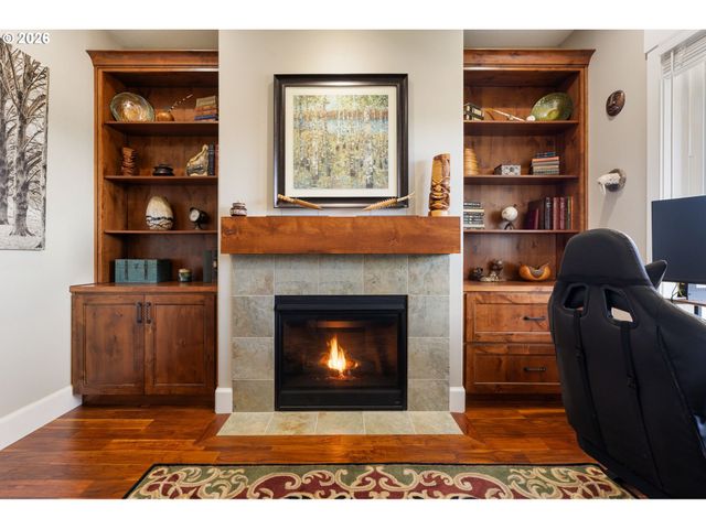 14733 Se NORTHERN HEIGHTS Dr, Happy Valley, OR 97086