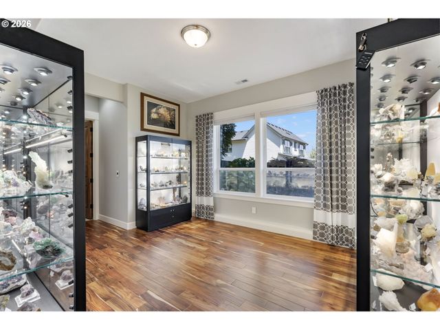 14733 Se NORTHERN HEIGHTS Dr, Happy Valley, OR 97086