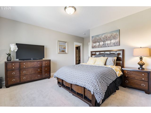 14733 Se NORTHERN HEIGHTS Dr, Happy Valley, OR 97086
