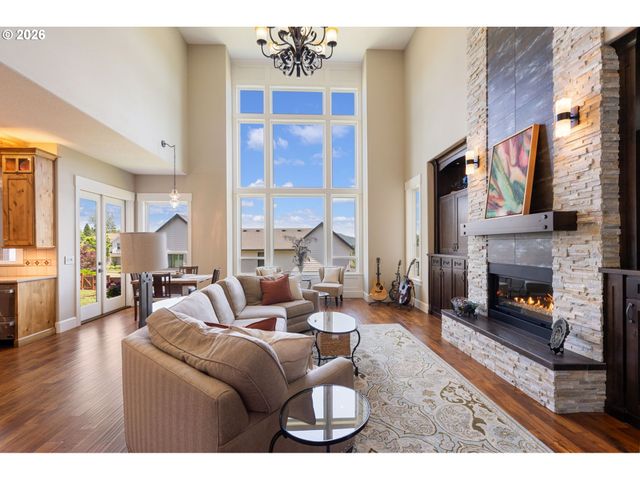 14733 Se NORTHERN HEIGHTS Dr, Happy Valley, OR 97086