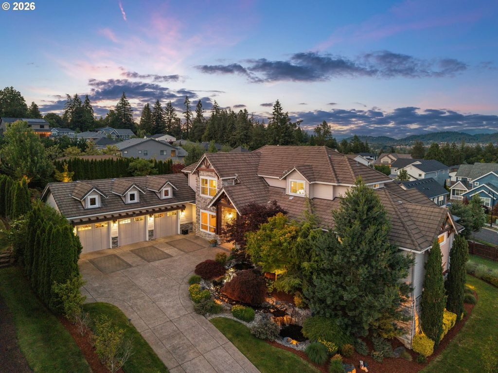14733 Se NORTHERN HEIGHTS Dr, Happy Valley, OR 97086