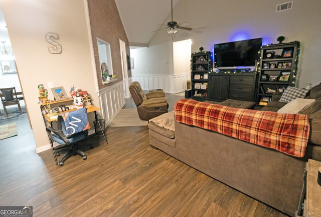 104 Savannah Way, Milner, GA 30257