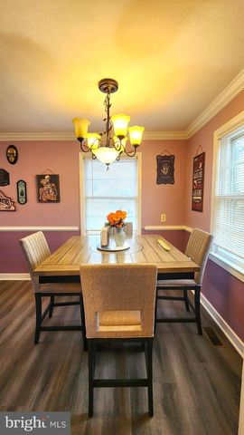 229 MAURY AVE, Bowling Green, VA 22427