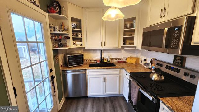 229 MAURY AVE, Bowling Green, VA 22427