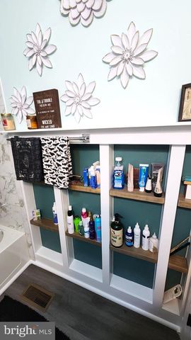 229 MAURY AVE, Bowling Green, VA 22427