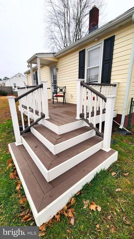 229 MAURY AVE, Bowling Green, VA 22427