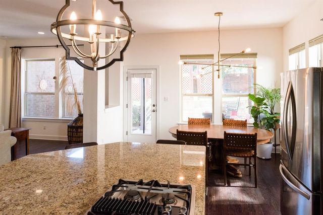 300 Grafton LN, Austin, TX 78737