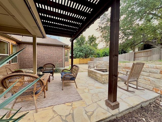 300 Grafton LN, Austin, TX 78737