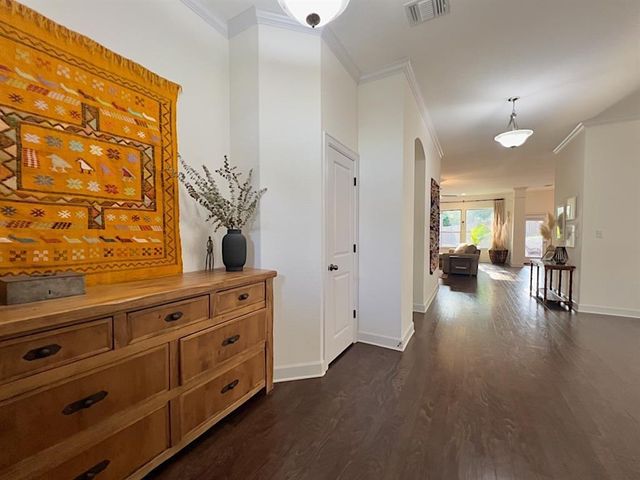 300 Grafton LN, Austin, TX 78737