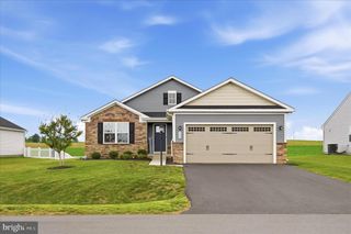 469 PERSPECTIVE PL, Hedgesville, WV 25427