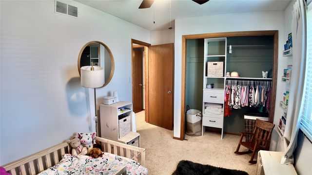 1116 59th Street, West Des Moines, IA 50266