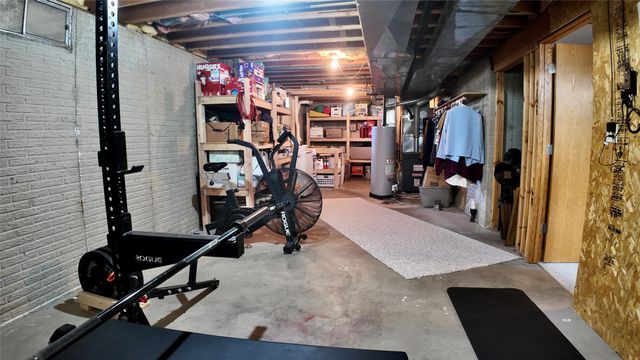 1116 59th Street, West Des Moines, IA 50266