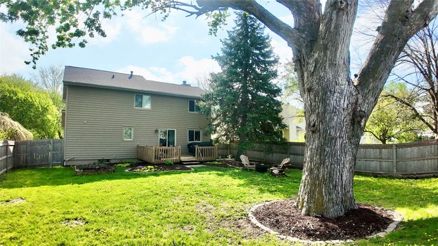 1116 59th Street, West Des Moines, IA 50266