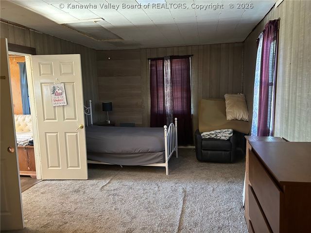 300 Apple Tree Drive, Point Pleasant, WV 25550