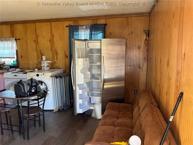 300 Apple Tree Drive, Point Pleasant, WV 25550