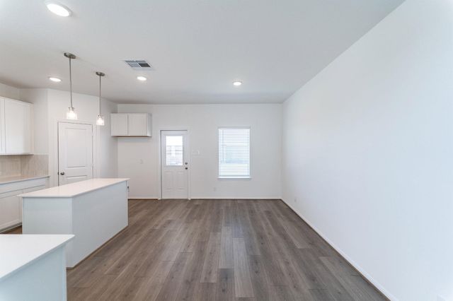 438 Hazy Meadows Drive, Beasley, TX 77417