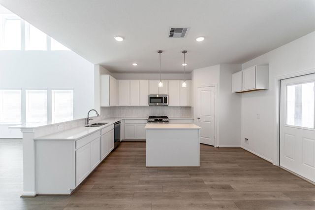438 Hazy Meadows Drive, Beasley, TX 77417