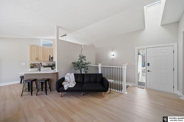 6433 Thunderbird Circle, Lincoln, NE 68512