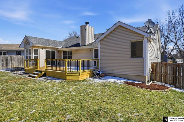 6433 Thunderbird Circle, Lincoln, NE 68512