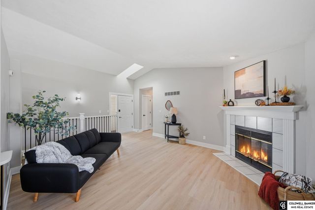 6433 Thunderbird Circle, Lincoln, NE 68512