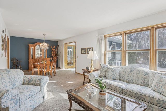 2500 Pinto Trail, Mcfarland, WI 53558