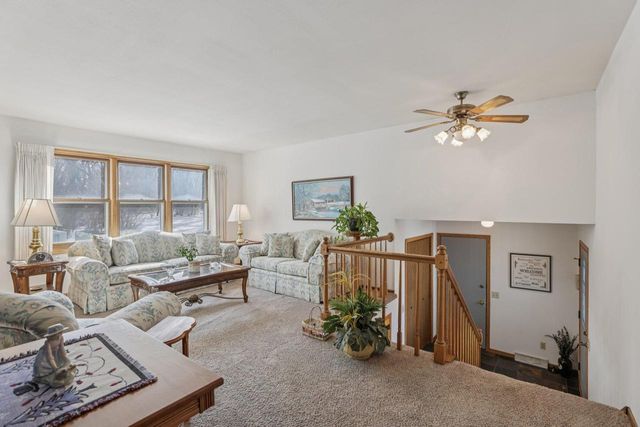 2500 Pinto Trail, Mcfarland, WI 53558