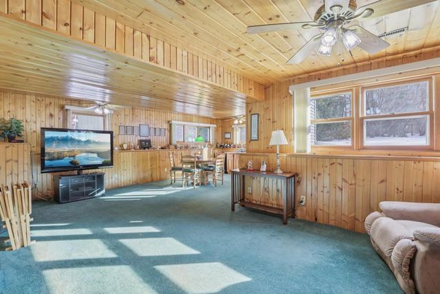 2500 Pinto Trail, Mcfarland, WI 53558