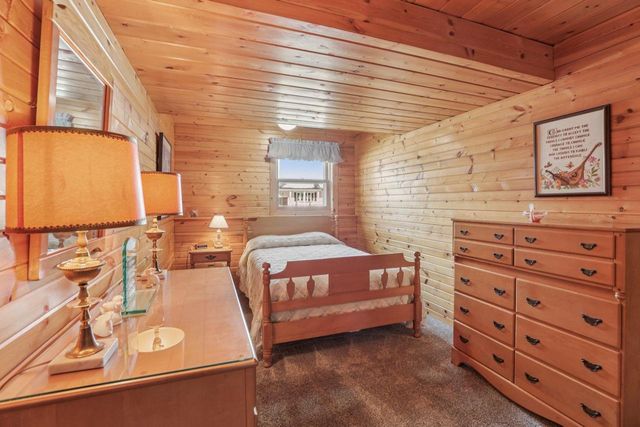 2500 Pinto Trail, Mcfarland, WI 53558