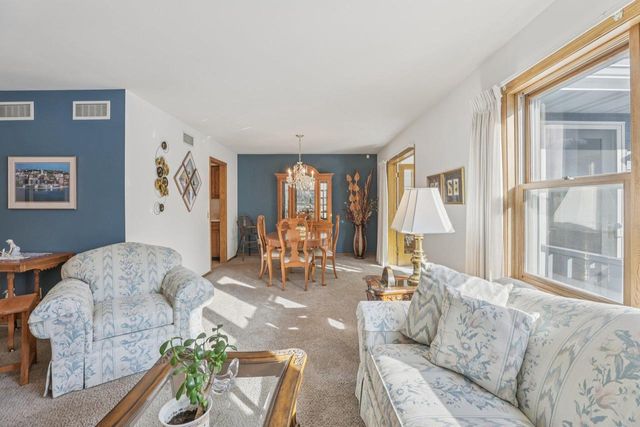 2500 Pinto Trail, Mcfarland, WI 53558