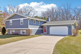 2500 Pinto Trail, Mcfarland, WI 53558
